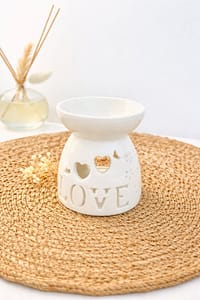 Brule-Parfum Love en céramique blanche